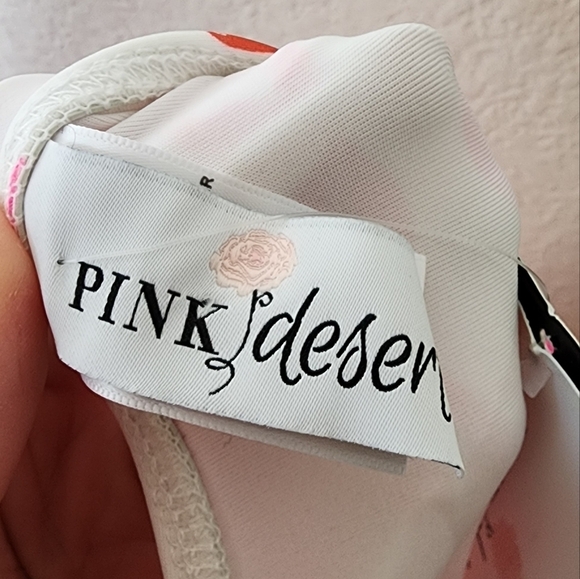 Pink Desert x Sassy Red Lipstick One Piece XXL NWT - Picture 5 of 9